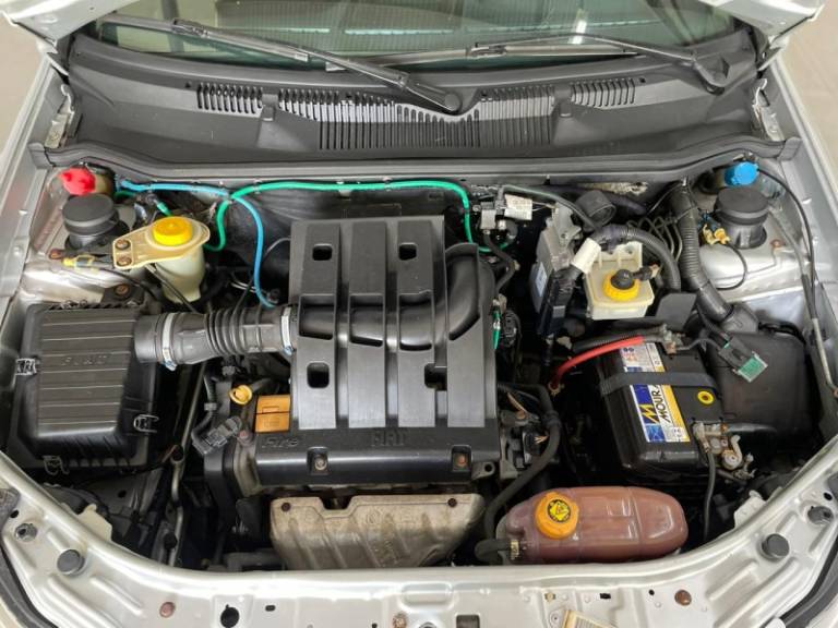 FIAT - PALIO - 2012/2013 - Prata - R$ 42.900,00