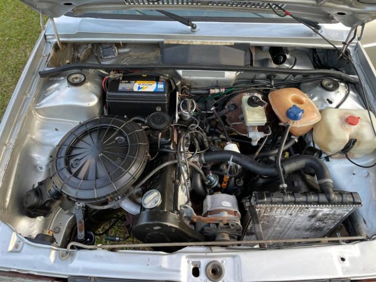 VOLKSWAGEN - PARATI - 1993/1993 - Prata - R$ 18.900,00