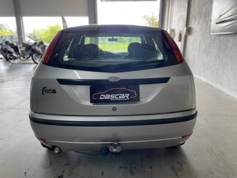 FORD - FOCUS - 2008/2008 - Prata - R$ 29.900,00
