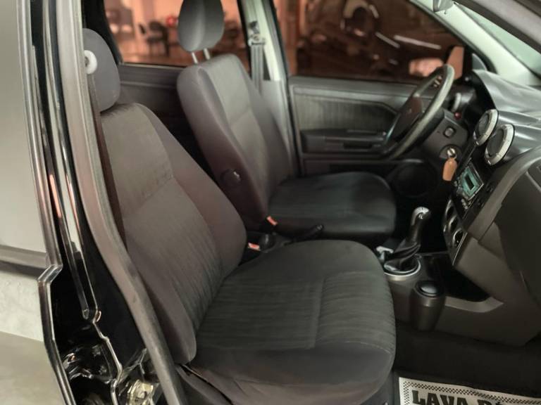 FORD - ECOSPORT - 2009/2009 - Preta - R$ 36.900,00