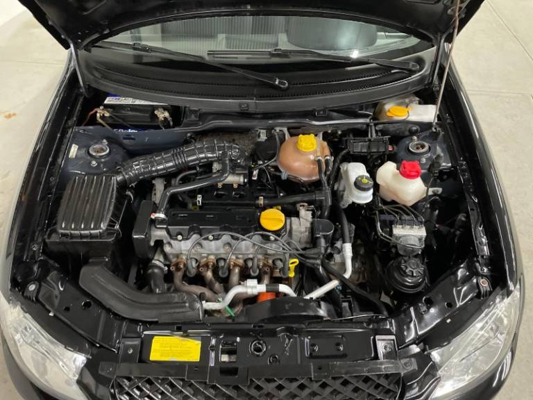 CHEVROLET - CLASSIC - 2016/2016 - Preta - R$ 27.900,00