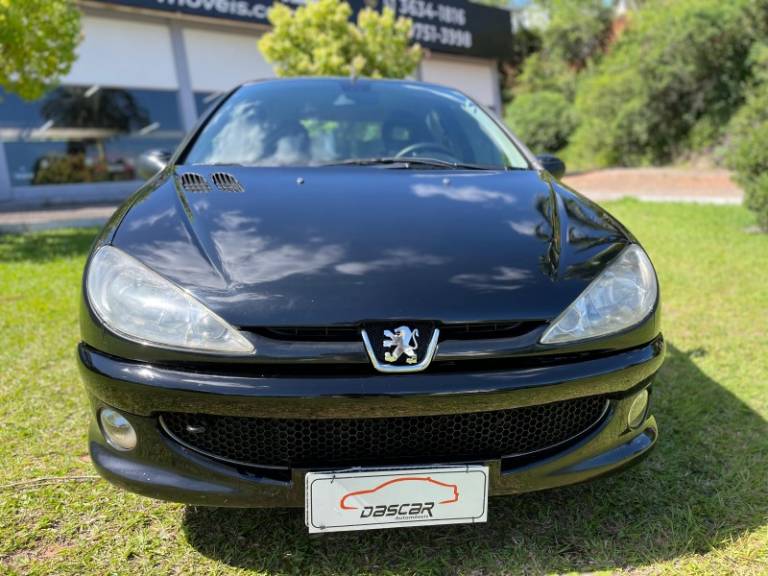 PEUGEOT - 206 - 2005/2005 - Preta - R$ 18.900,00