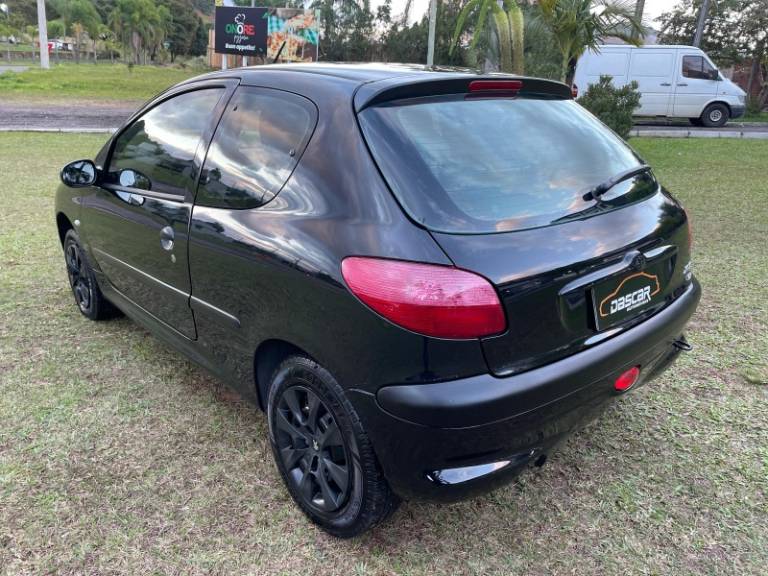 PEUGEOT - 206 - 2002/2002 - Preta - R$ 17.900,00